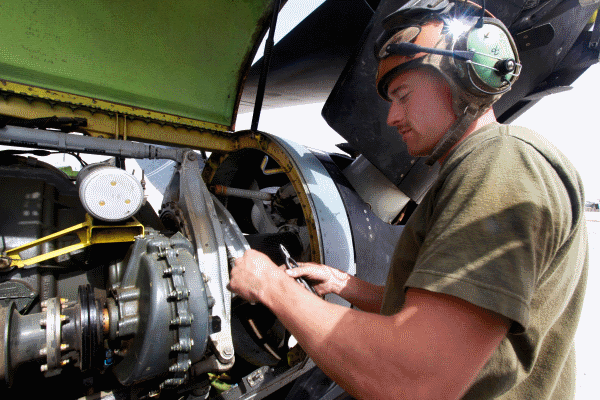 14 Key Attributes Aircraft Mechanics And Service Technicians Need To Succeed In Their Career