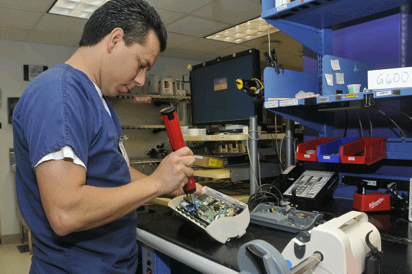 Key Attributes Medical Equipment Repairers Need To Succeed In Their Career