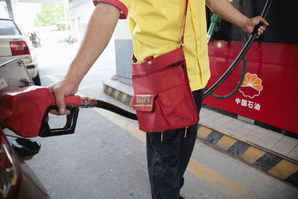 5 Key Attributes Service Station Attendants Need To Succeed In Their Career